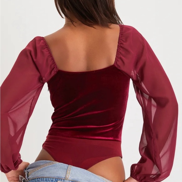 Lulu’s Burgundy Velvet Women's Top - Picture 2 of 8